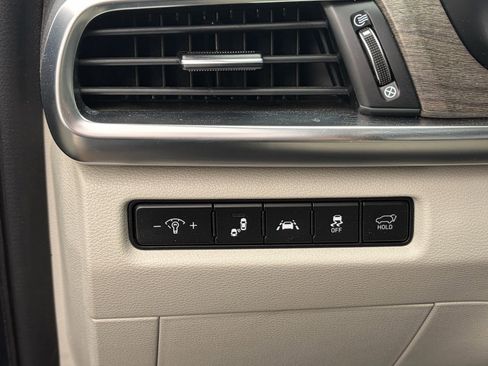 Used 2020 Kia Telluride EX w/ EX Premium Package FWD image 10