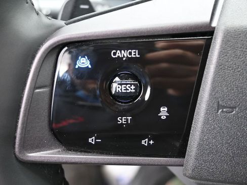 Used 2026 Nissan Leaf SV+ w/ Floor Mat Package (SV+) FWD image 16