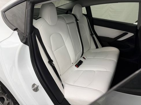 Used 2021 Tesla Model 3 Performance AWD/4WD image 26