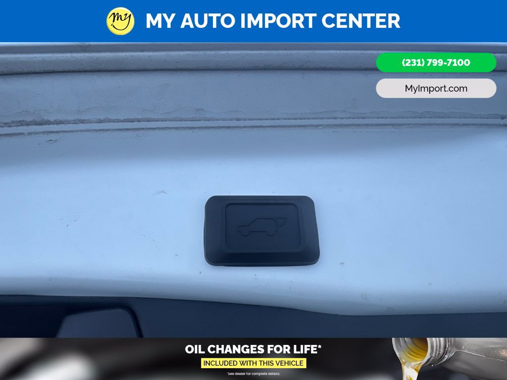 Used 2021 Toyota RAV4 XSE AWD/4WD image 28