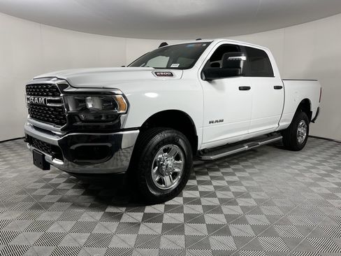 Certified 2024 RAM 2500 Big Horn w/ Bed Utility Group image 9