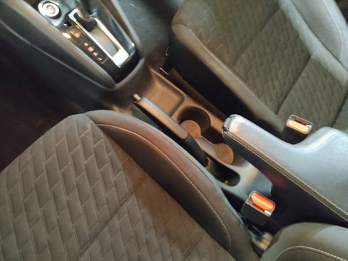 Used 2021 Nissan Kicks S FWD image 26