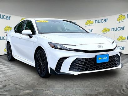 Used 2025 Toyota Camry SE