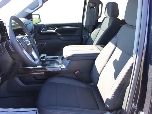 New 2025 GMC Sierra 1500 Elevation AWD/4WD image 10