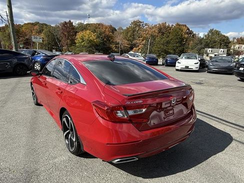Used 2022 Honda Accord Sport image 3