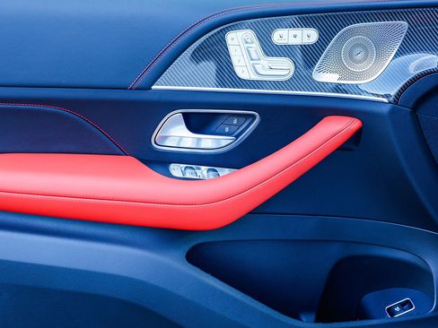 New 2026 Mercedes-Benz GLE 53 AMG 4MATIC Coupe image 21