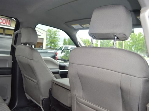 Used 2015 Ford F150 XLT AWD/4WD image 26