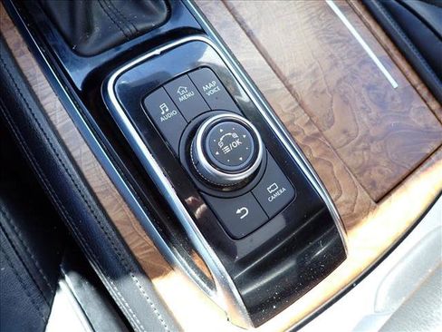 Used 2021 Nissan Armada SL w/ Captain's Chairs Package image 20