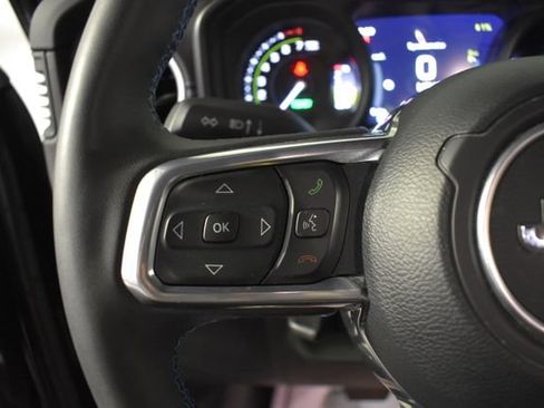 Used 2024 Jeep Wrangler High Altitude AWD/4WD image 15