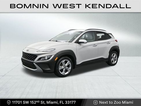 Used 2022 Hyundai Kona SEL image 1