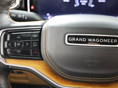 Used 2022 Jeep Grand Wagoneer Series III w/ Rear Seat Video Group 1 image 31