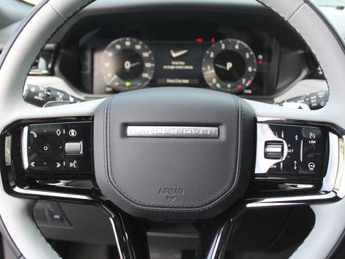 New 2026 Land Rover Range Rover Velar Dynamic SE AWD/4WD image 14