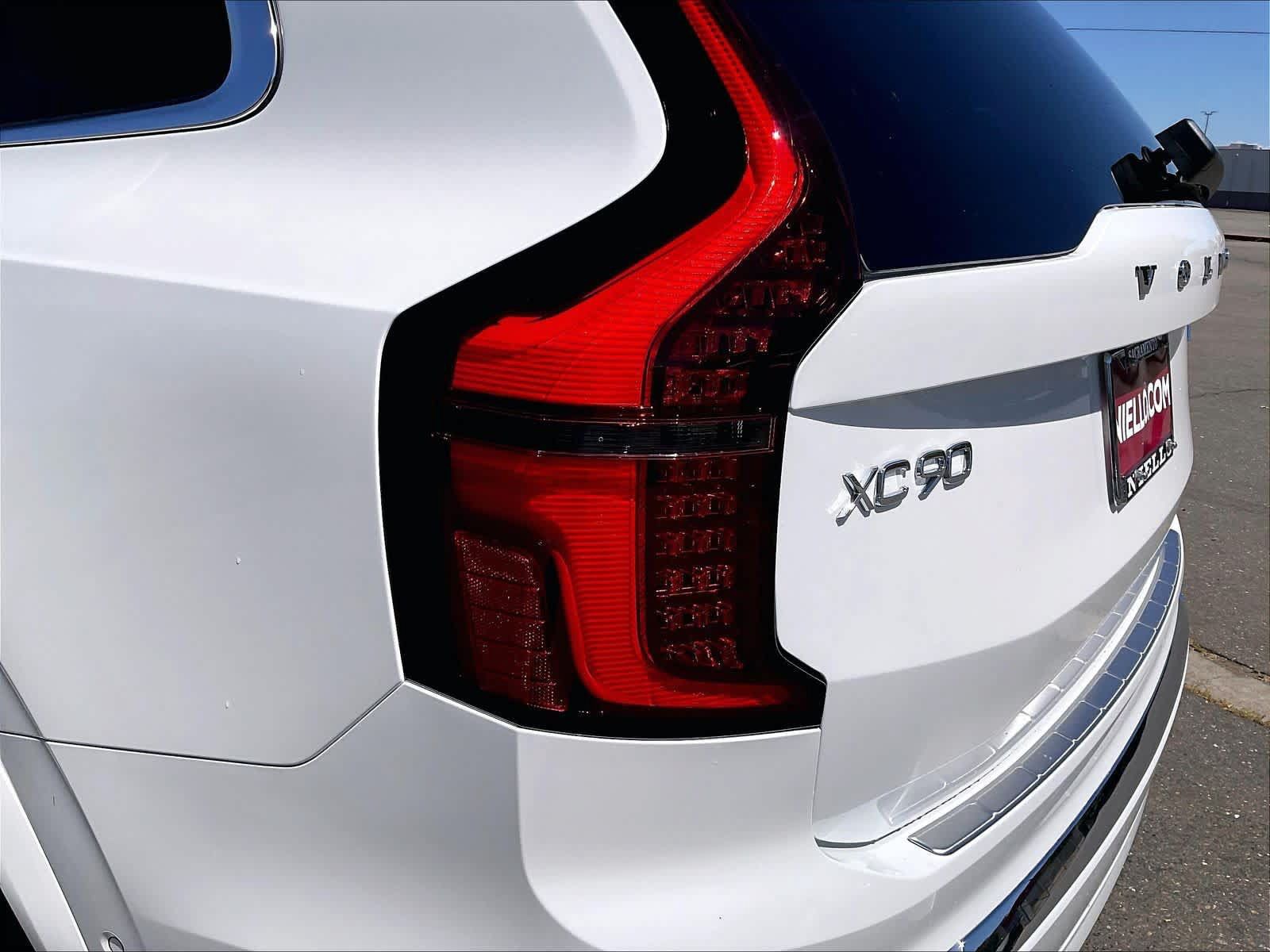 New 2027 Volvo XC90 B6 Plus AWD/4WD image 25