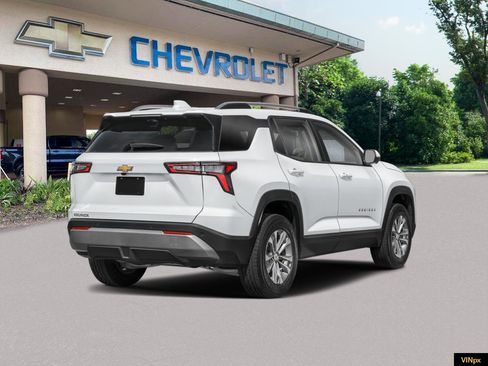 New 2026 Chevrolet Equinox LT w/ Safety and Technology Package FWD image 2