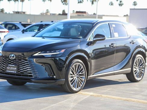 New 2026 Lexus RX 450h AWD image 3