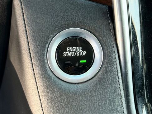 Used 2019 Cadillac Escalade 2WD image 23