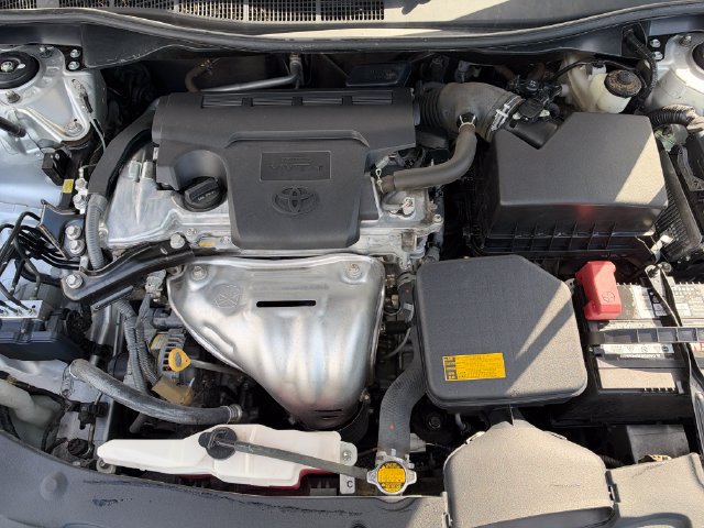 Used 2014 Toyota Camry XLE w/ Leather Package FWD image 29