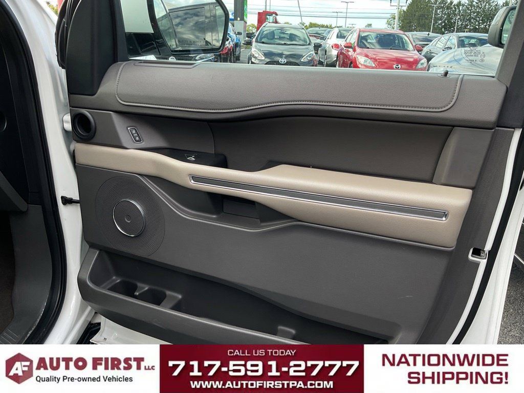 Used 2020 Ford Expedition Max XLT w/ Equipment Group 202A AWD/4WD image 19