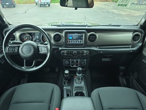 Used 2020 Jeep Gladiator Sport w/ Quick Order Package 24S AWD/4WD image 17