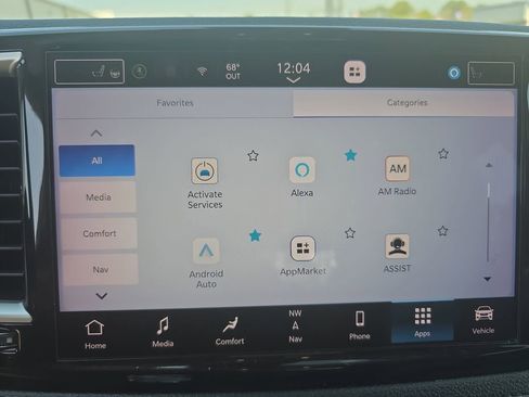 Used 2021 Chrysler Pacifica Touring-L w/ Premium & Safety Sphere Group FWD image 18