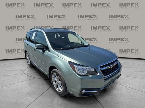 Used 2017 Subaru Forester 2.5i Touring AWD/4WD image 7