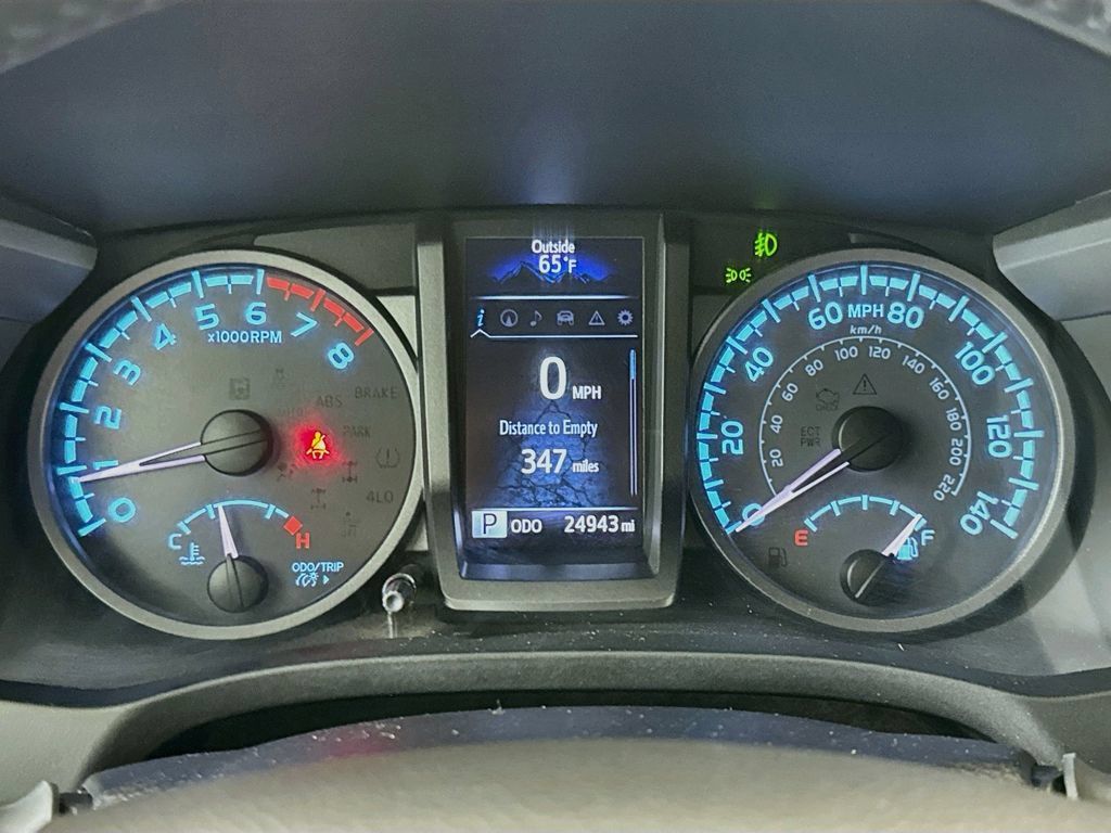 Used 2021 Toyota Tacoma TRD Off-Road AWD/4WD image 14