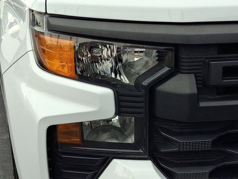 Used 2022 Chevrolet Silverado 1500 Custom image 8