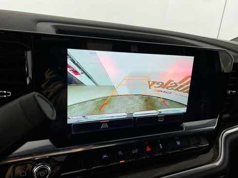 Used 2026 GMC Sierra 1500 Elevation image 17