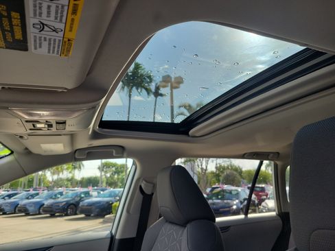 Certified 2025 Toyota RAV4 XLE w/ Convenience Package FWD image 24