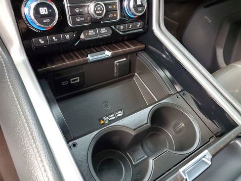 Used 2023 GMC Yukon Denali image 23