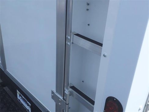 New 2025 Chevrolet Express 3500 w/ Power Convenience Package image 18