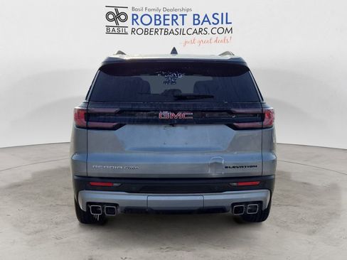 Used 2025 GMC Acadia Elevation image 4