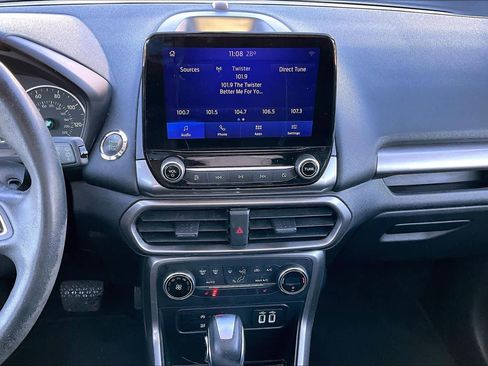 Used 2020 Ford EcoSport SE image 8