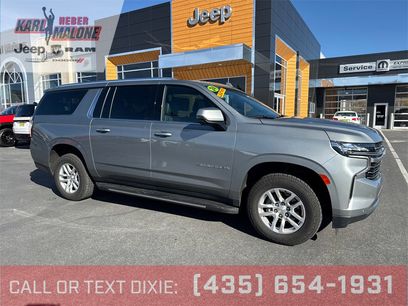 Used 2024 Chevrolet Suburban LT w/ Luxury Package