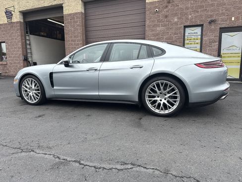 Used 2019 Porsche Panamera w/ Premium Package Plus RWD image 20
