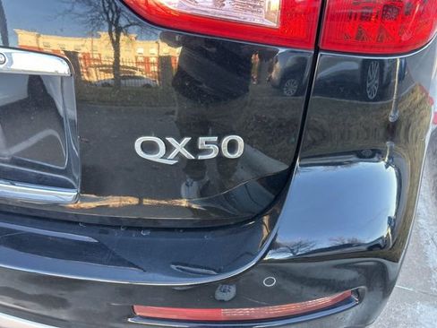 Used 2016 INFINITI QX50 Base w/ Deluxe Touring Package image 4
