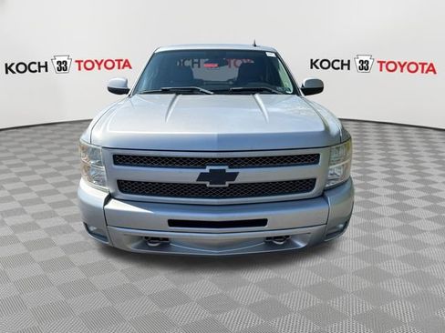 Used 2011 Chevrolet Silverado 1500 LT w/ All-Star Edition AWD/4WD image 2