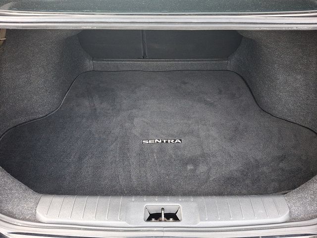 Used 2020 Nissan Sentra SV FWD image 28