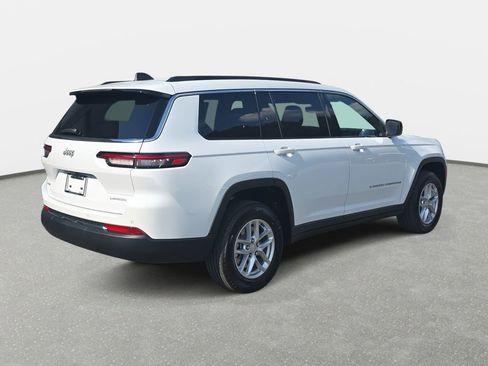 New 2026 Jeep Grand Cherokee L Laredo AWD/4WD image 5