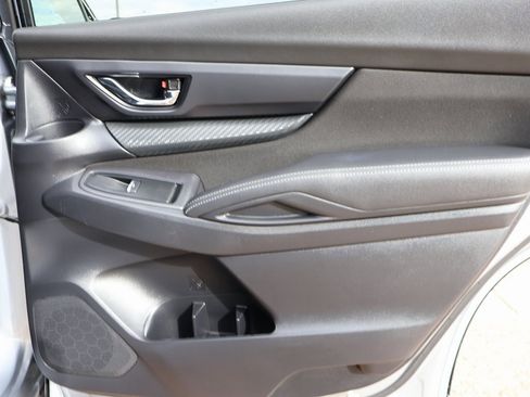 Used 2024 Subaru Ascent Premium w/ Convenience Package image 12