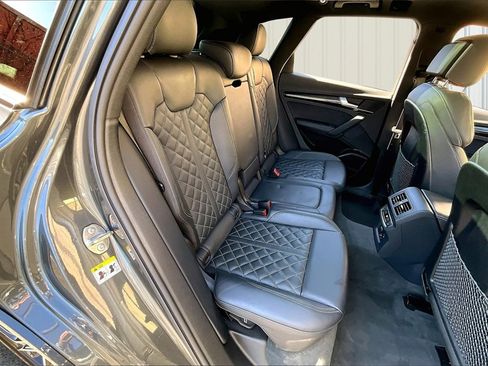 Used 2024 Audi SQ5 Prestige image 25