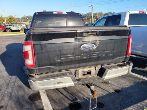 Used 2023 Ford F150 Lariat w/ Trailer Tow Package image 5