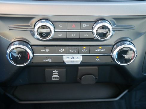 Used 2026 Ford F150 XLT w/ FX4 Off-Road Package AWD/4WD image 24