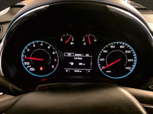 Used 2020 Chevrolet Malibu LT FWD image 24