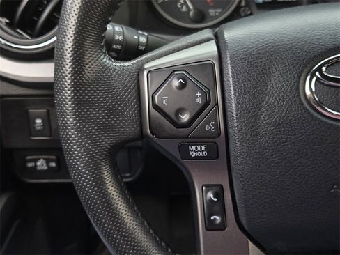 Used 2023 Toyota Tacoma TRD Off-Road image 22