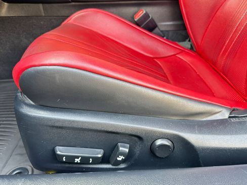 Used 2019 Lexus RC F RWD image 15