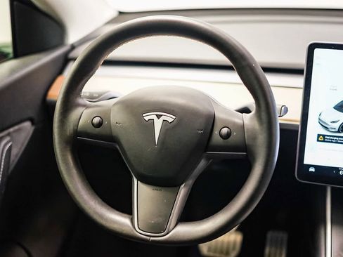 Used 2020 Tesla Model Y Performance image 13