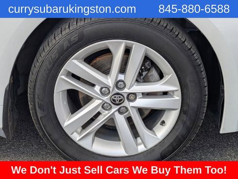 Used 2022 Toyota Corolla SE image 9