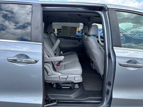 Used 2023 Honda Odyssey Touring image 39