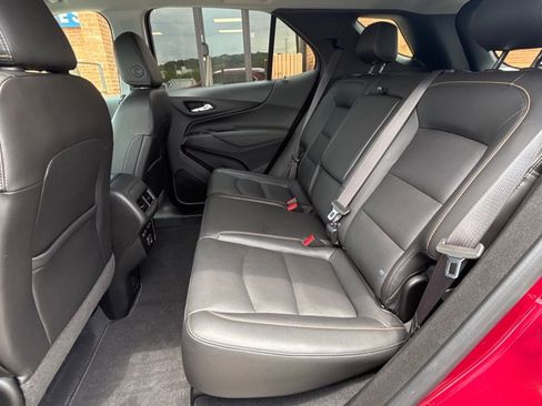 Used 2021 Chevrolet Equinox Premier image 20